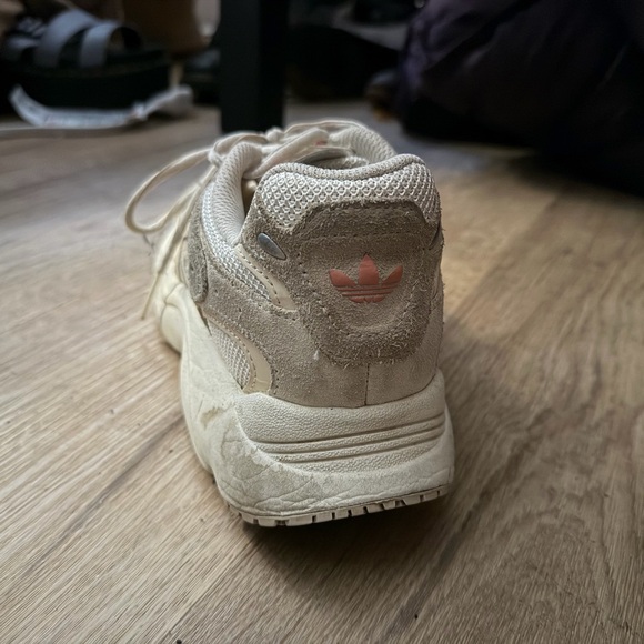 adidas Beige/Cream Low-Top Sneaker - Picture 5 of 10